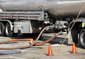 タンクローリー > ホース収納ケース