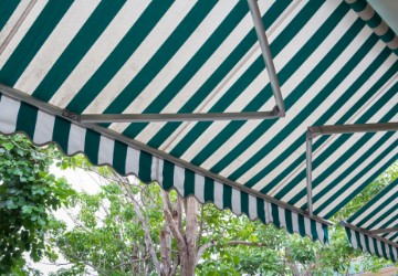 オーニング > 巻取りパイプ